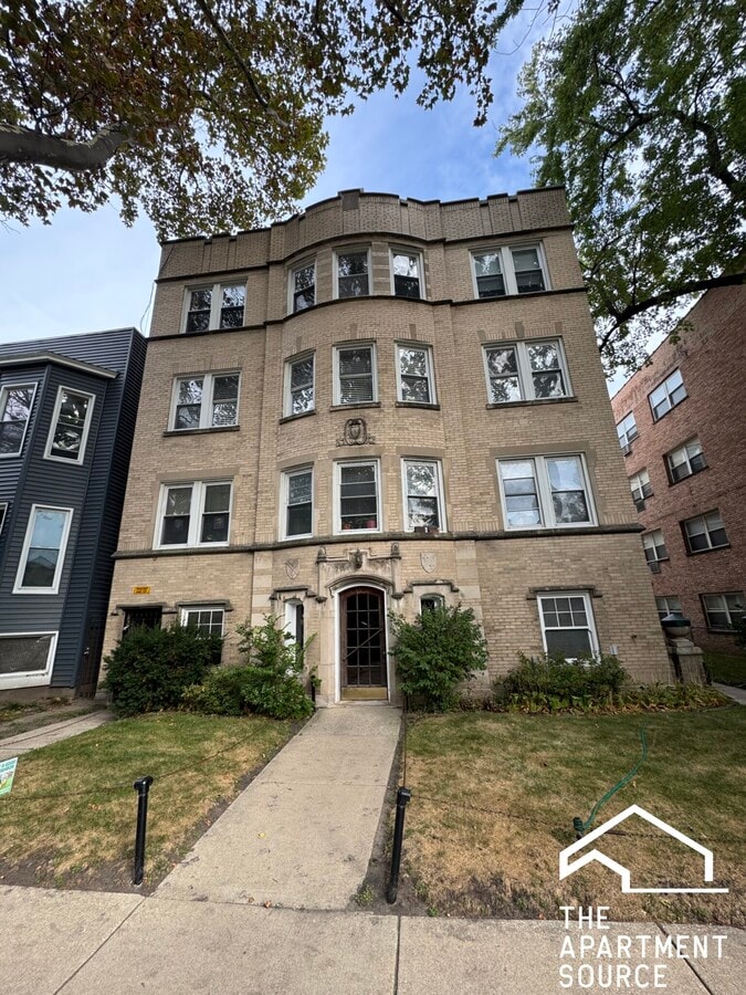 Photo - 1934 W Estes Ave Unit 2E