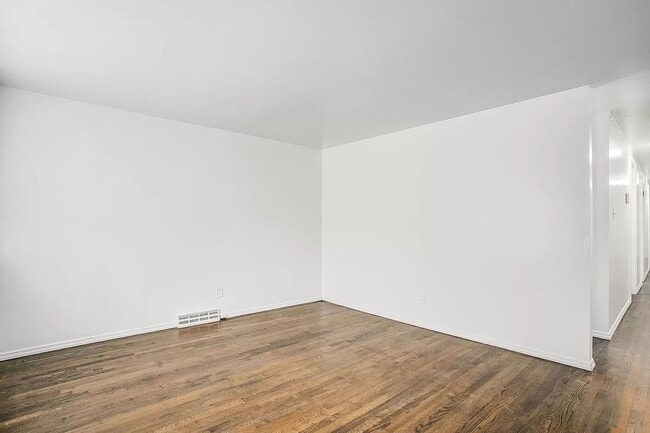 Photo - 4504-4506 N Jackson Ave Unit 4504