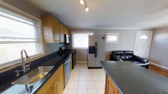 Photo - 101 Lorraine Ave