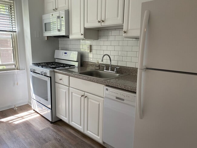 Photo - Jericho Manor Apartments