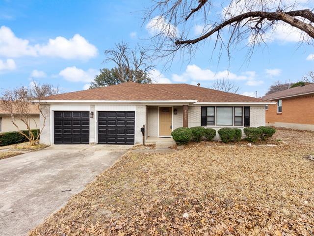 Photo - 2345 Dorrington Dr House