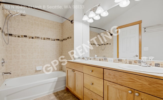 Photo - 118 N 104th St