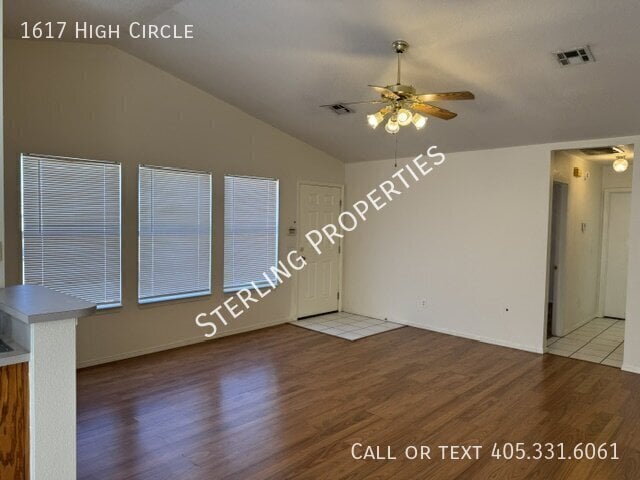 Photo - 1617 High Cir