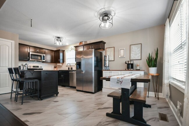 Photo - Pet Friendly Three Bedroom!