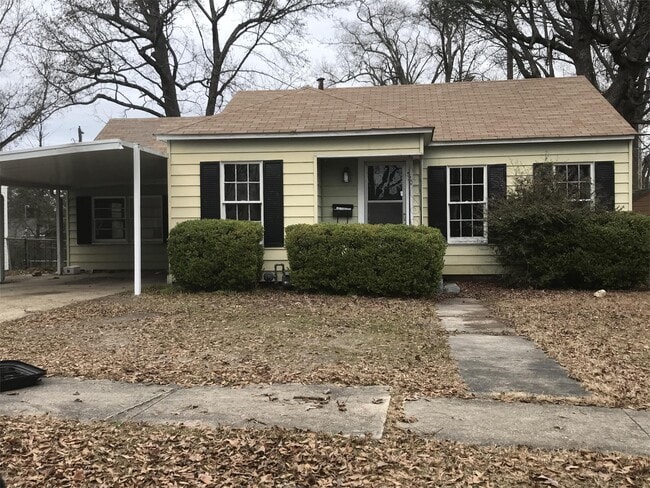 Building Photo - 520 Parkway Dr S Rental