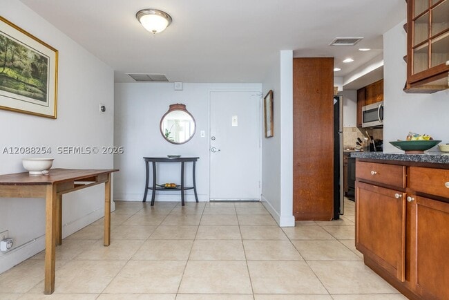 Photo - 1200 West Dr Unit 306