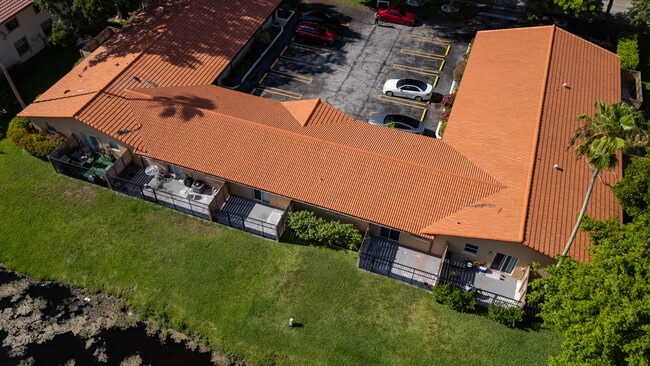 Photo - 10911 NW 45th St Unit 5