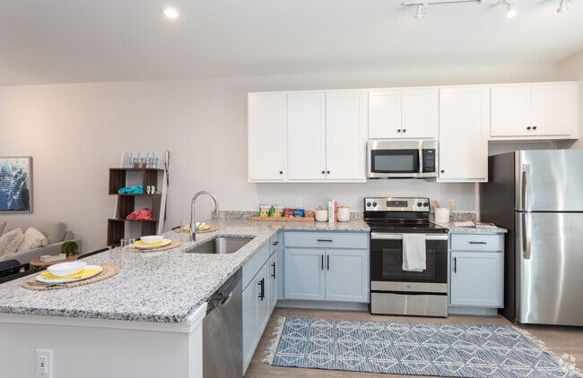 4BR, 4BA - 1533SF Townhome- Kitchen