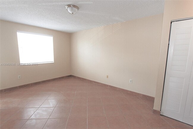 Photo - 2890 N Oakland Forest Dr Unit 206