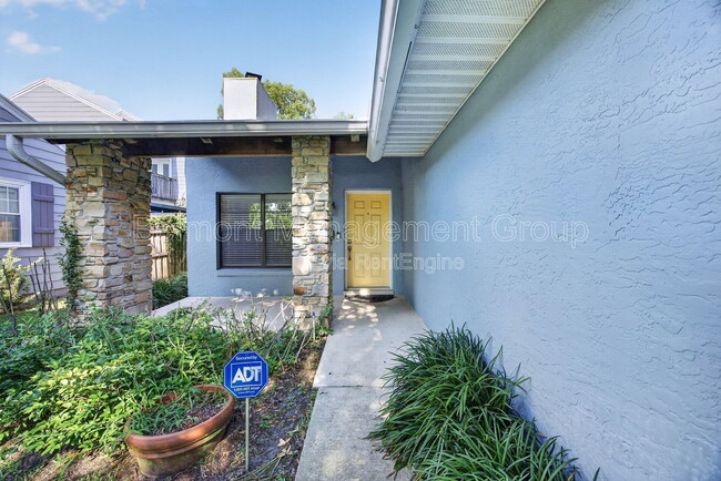 Photo - 1146 Western Way