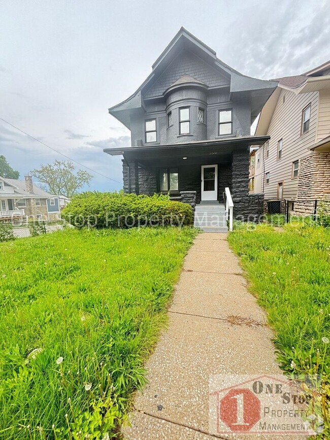 Building Photo - Beautiful 6 Bedrooms and 1 Rental