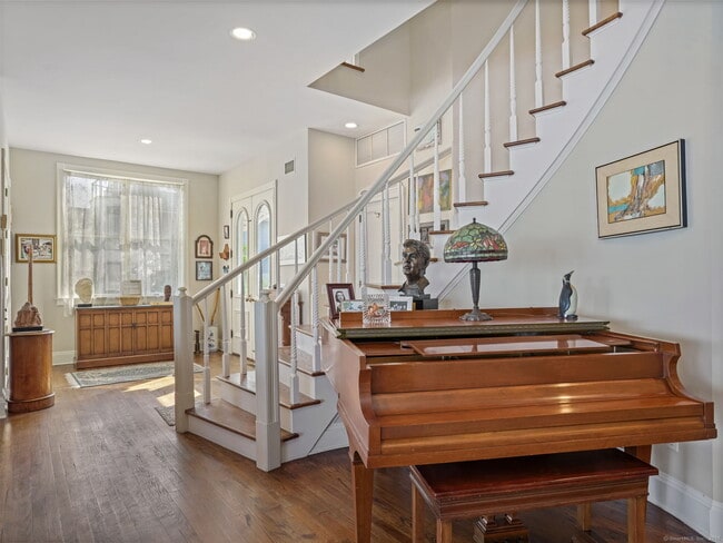 Photo - 3 E Beach Dr