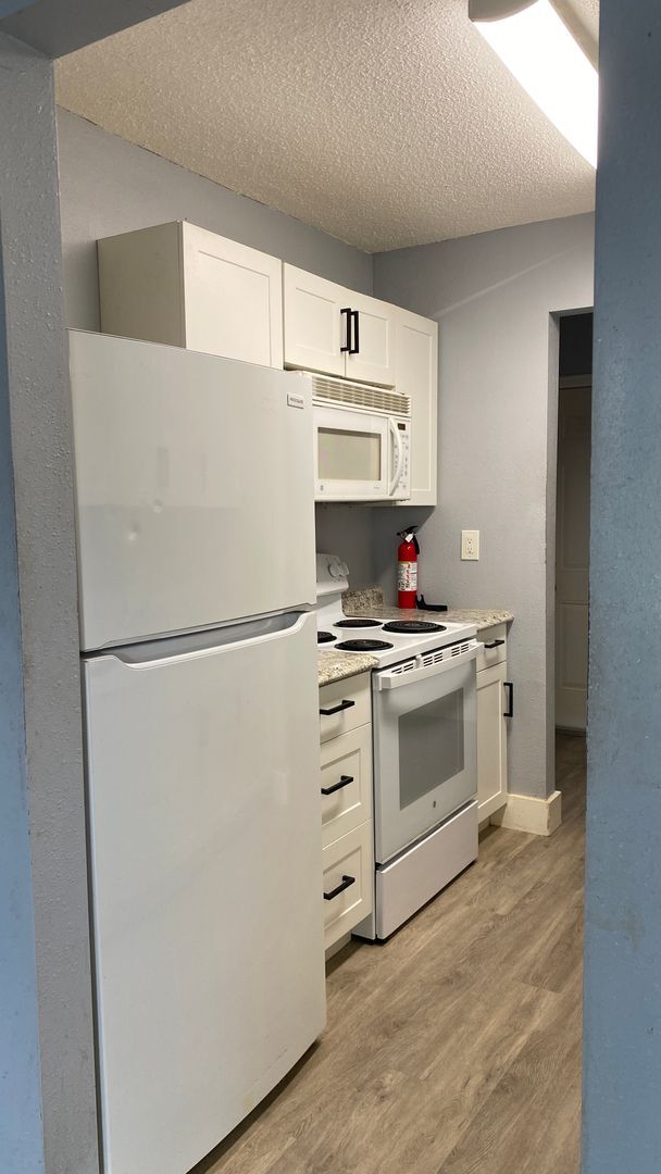Photo - 4504 68th St W Unit #B