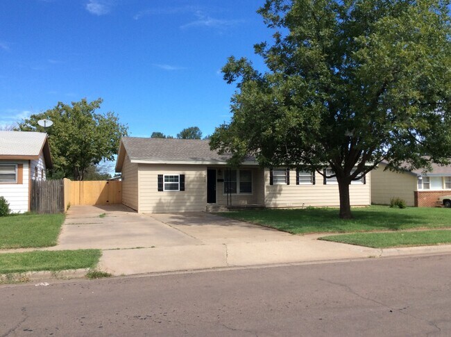 Available September 1st! Completely Update... - Available September 1st! Completely Update... Casa