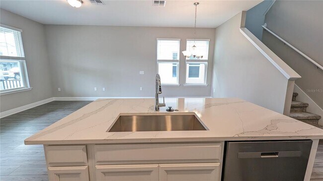 Photo - 14383 Braemar St