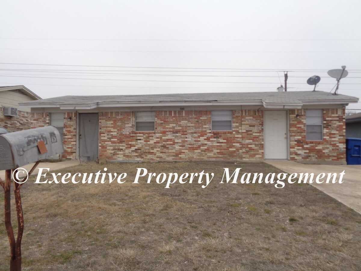 Photo - 406 Sunset Ln Unit A