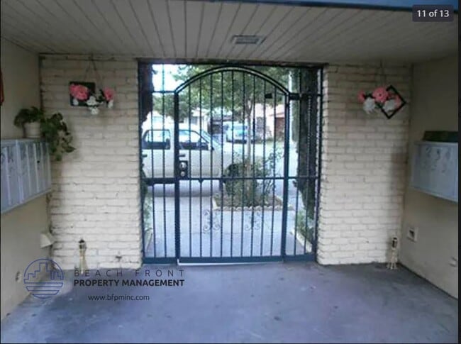 Photo - 477 E. South St.