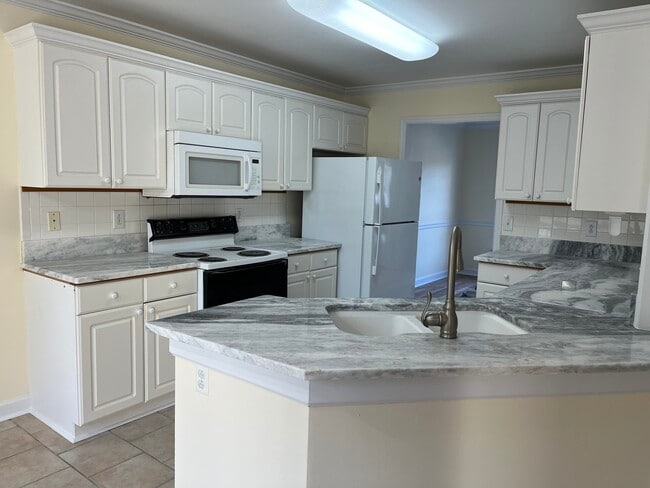 Photo - 6 Willow Tree Ct