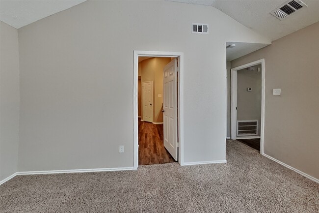Photo - 16315 Chimneystone Dr