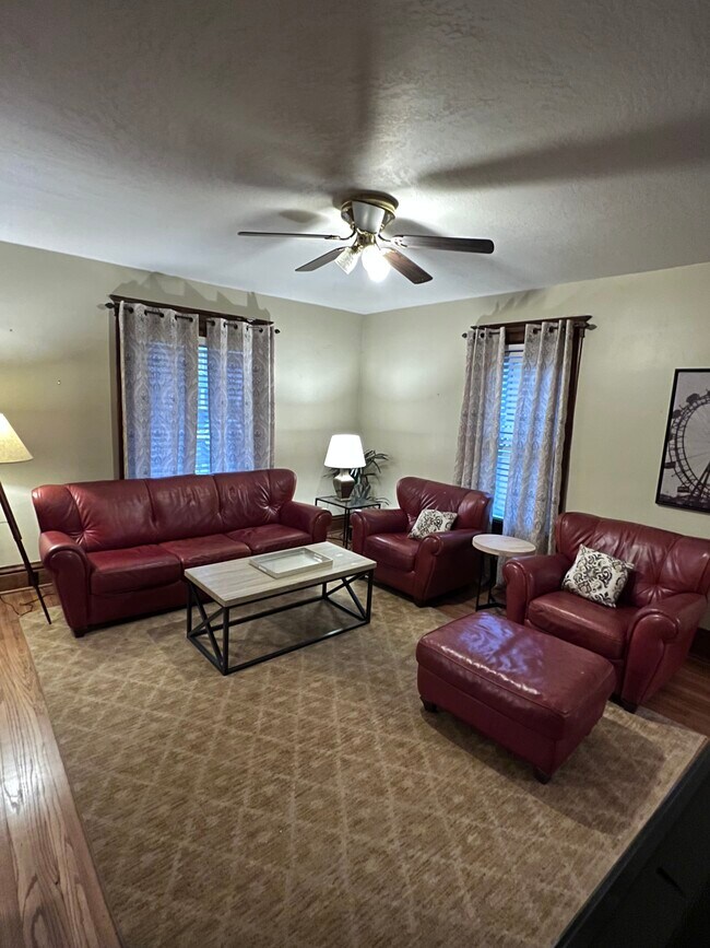 Photo - 217 N 9th St