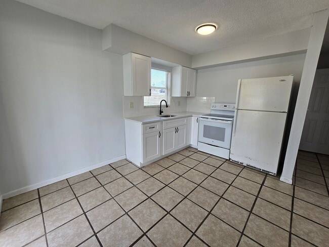 Photo - 5427 16th St E Unit B