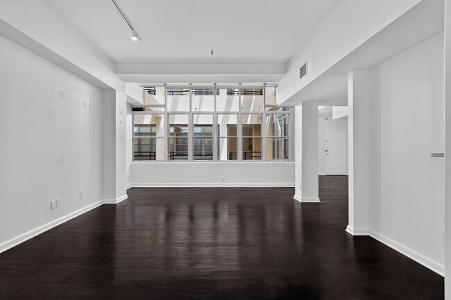 357 Varick St Unidad 327