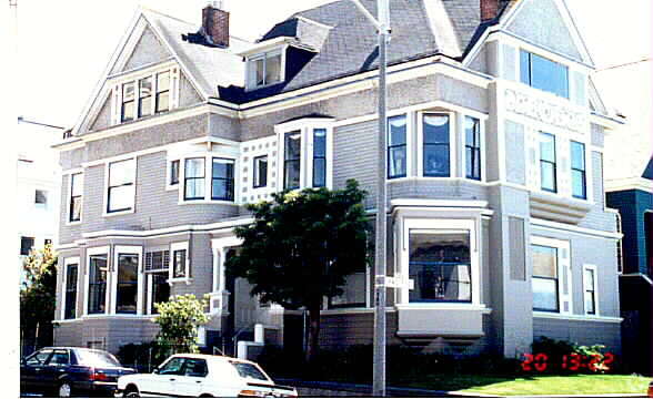 Photo - 2525 Steiner St