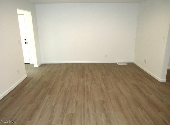 Photo - 5265 W 149th St