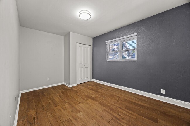 Bedroom - 692 Smith St SW