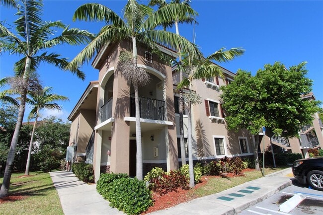Building Photo - 22831 SW 88th Pl Unit 303