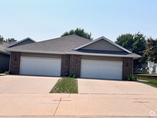 Building Photo - 1518 Aspen Dr Rental
