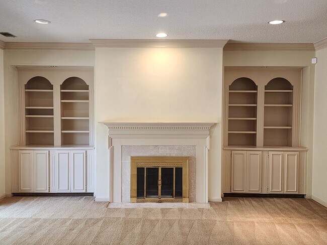 Photo - **AVAILABLE IN JUNE ** Landings Executive 3 Bedroom home