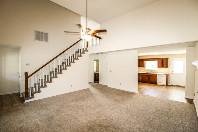 Photo - 8633 Clito Rd
