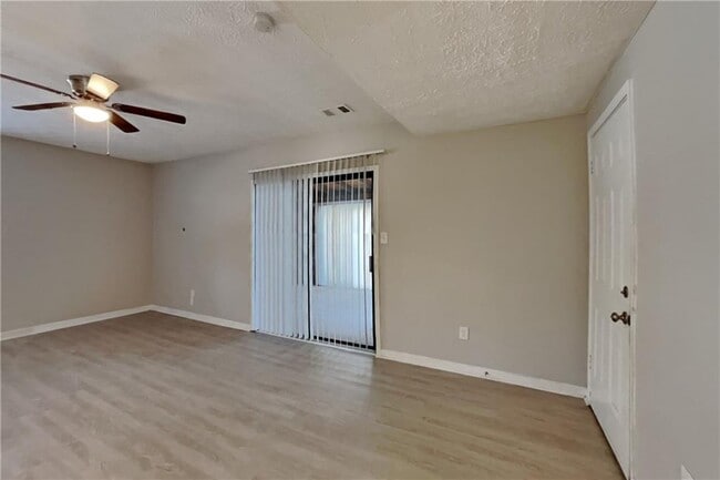 Photo - 3263 Holly Mill Run