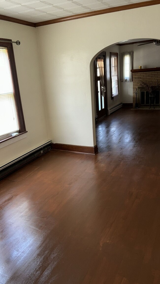 Photo - 401 Clayton Ave