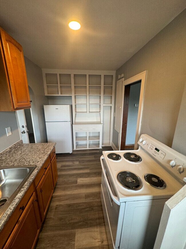 Photo - 235 S Arlington St Unidad 3