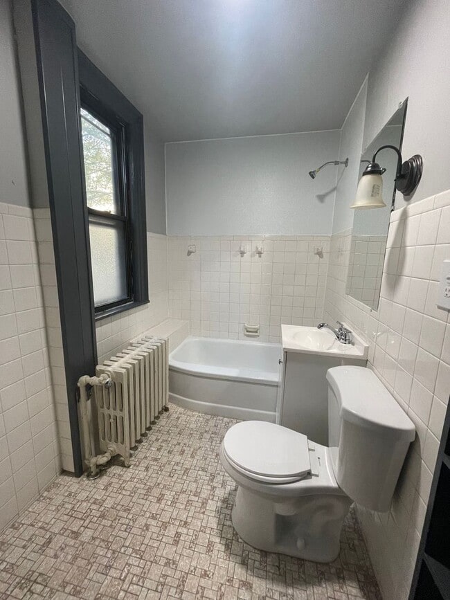 Photo - 2629 N Maryland Ave Unit 2629 N Maryland Ave #1