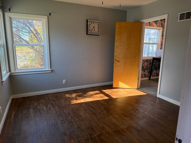 Photo - 1247 Harvard Ave