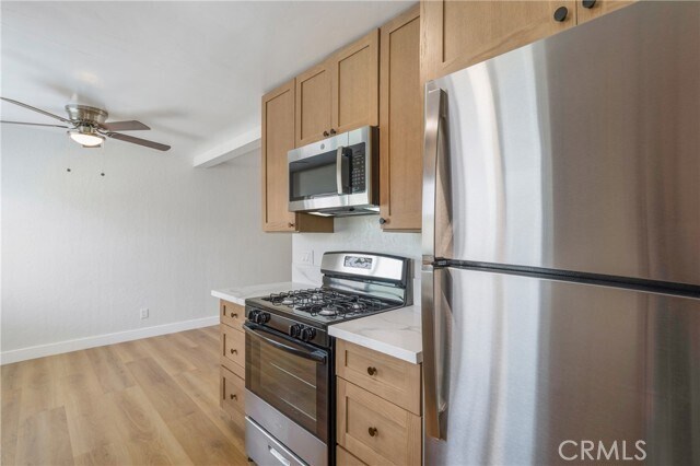 Photo - 217 E Acacia St Townhome