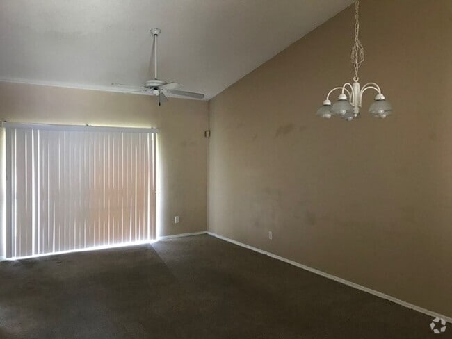 Building Photo - Island Cove Villas at Meadow Woods 1-Story... Rental
