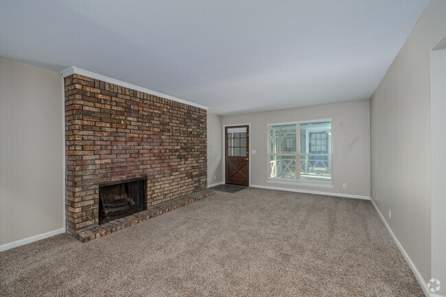 2BR, 1.5BA - 955SF - Living Area