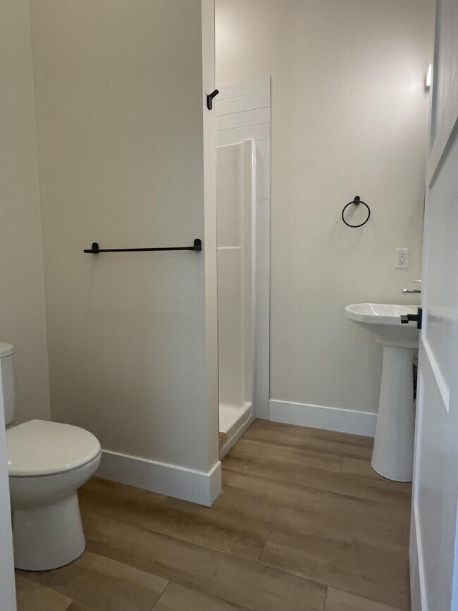 Photo - 8719-8110 110 St NW Unit 3A