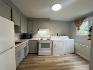 Photo - 10 Salisbury St