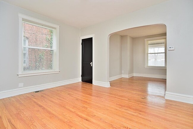 Photo - 4944 Tholozan Ave Unit 4944A