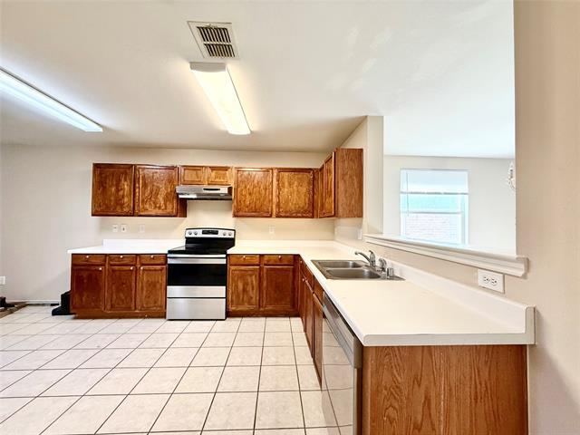 Photo - 12900 Vassar Dr