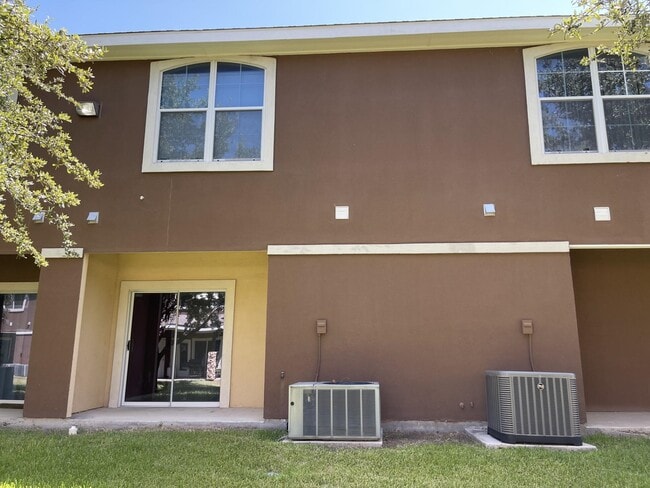 Photo - 2619 San Isidro Pkwy Unidad 803
