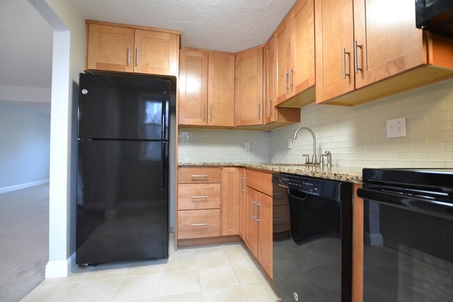 Photo - 5 General Greene Ave Unit 4