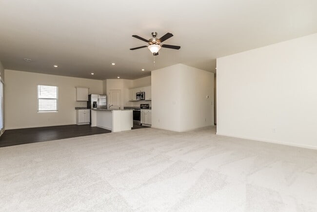 Photo - 7009 Rochford Dr