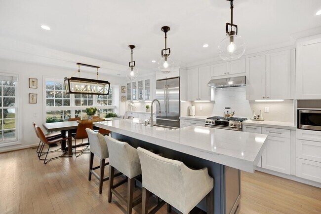 Photo - 430 N Union St