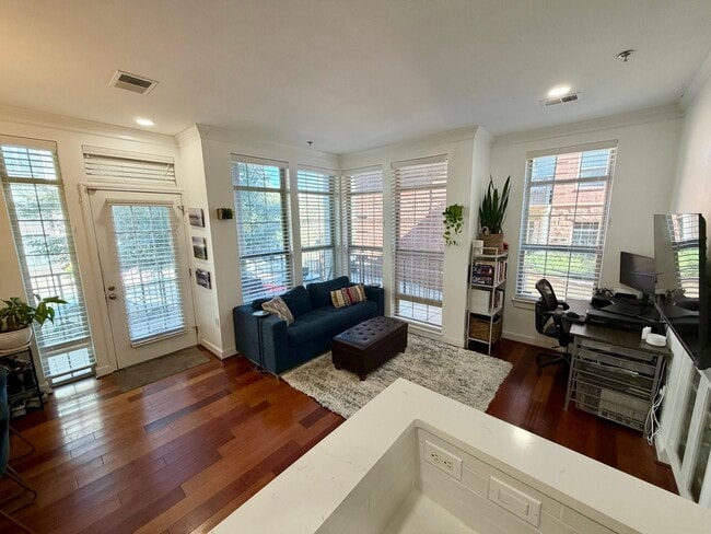 Photo - 2580 17th St Unit 106